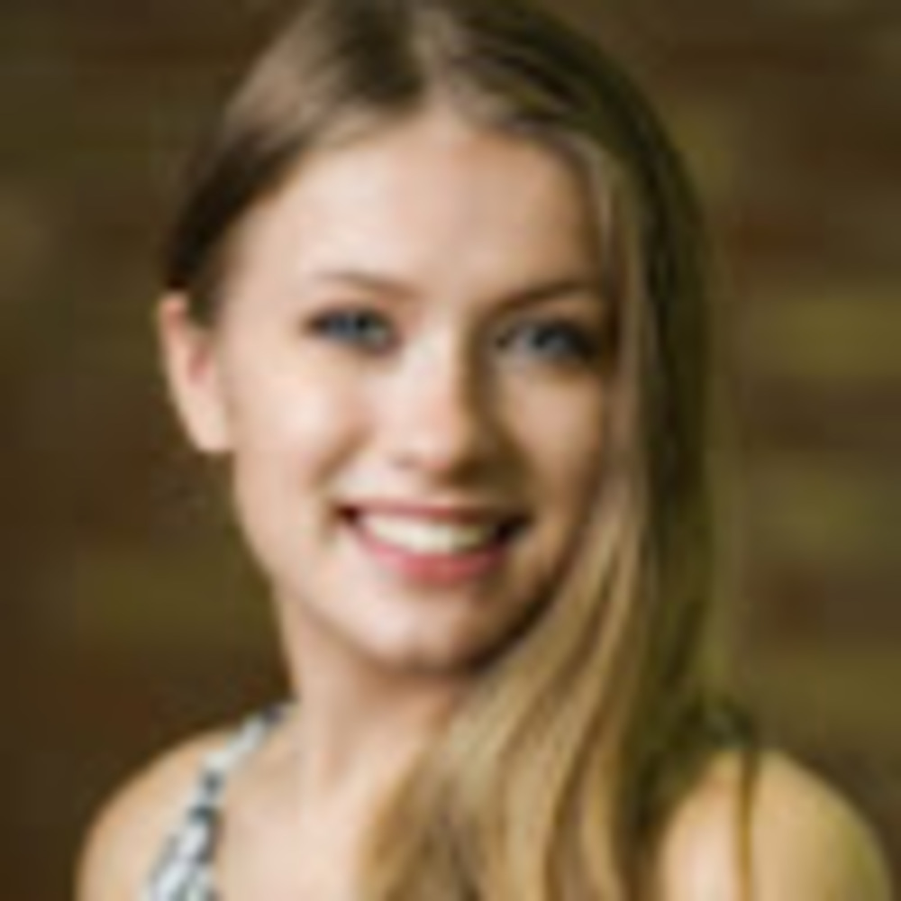 Meet your Posher, Sophia
